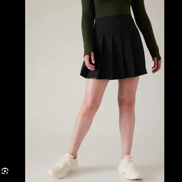 Athleta Black Endless Pleated Skort NWT 4 Work Athleisure - Picture 1 of 6